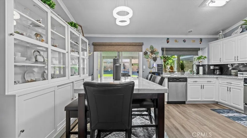 12846 Mayflower Court, Riverside, California 92503 home-pic-6